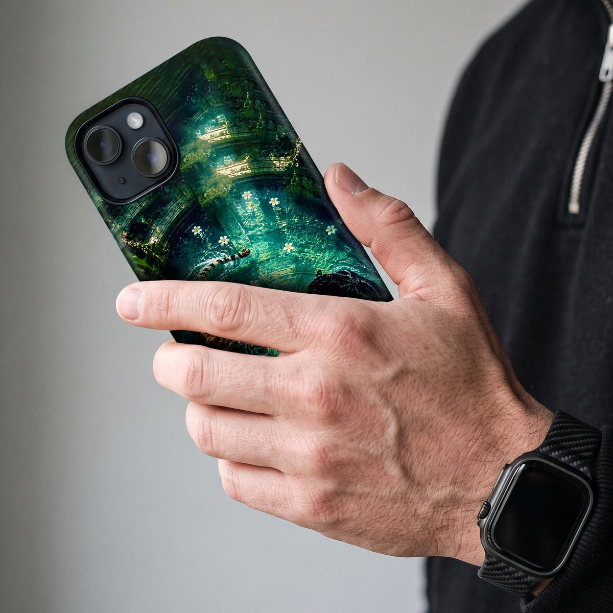 iPhone 15 5G Tiger & Panther Mystic Protective Case