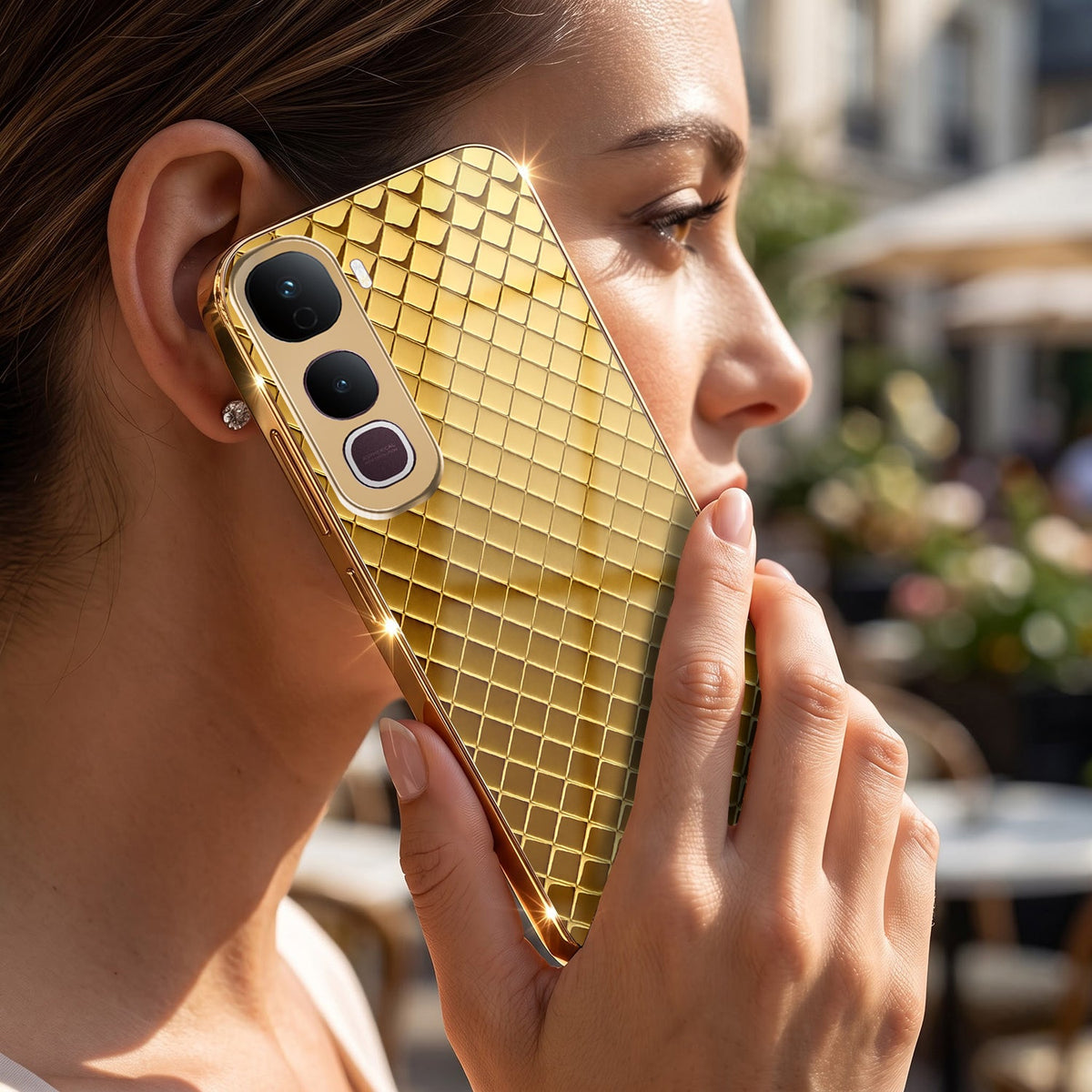 Vivo Y400 Pro 5G Golden Criss Cross Gold Electroplated Glass Phone Back Case