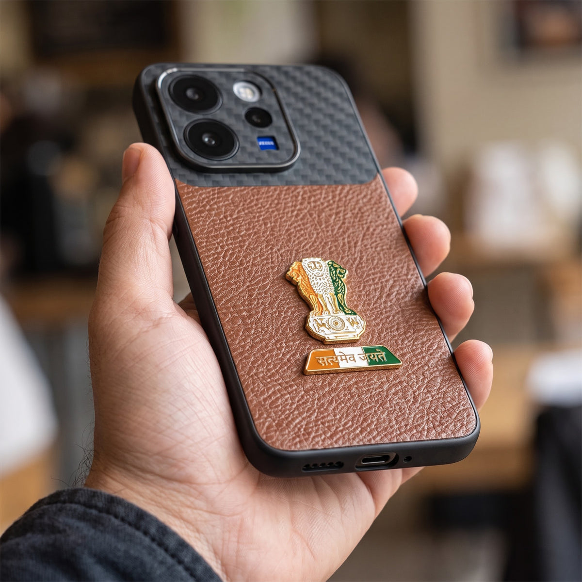 Vivo V70 5G Tri-Color Satyamev Jayate Carbon Fiber Leather Hybrid Phone Case